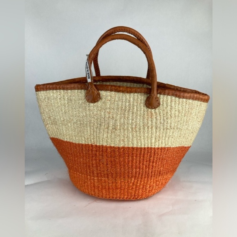 NWOT LARGE SISAL TOTES W/ LEATHER TOP AND HANDLES